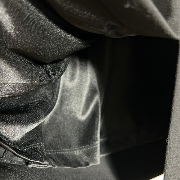 Black Fitted Dress - Women’s 6 - Picture 5 of 9